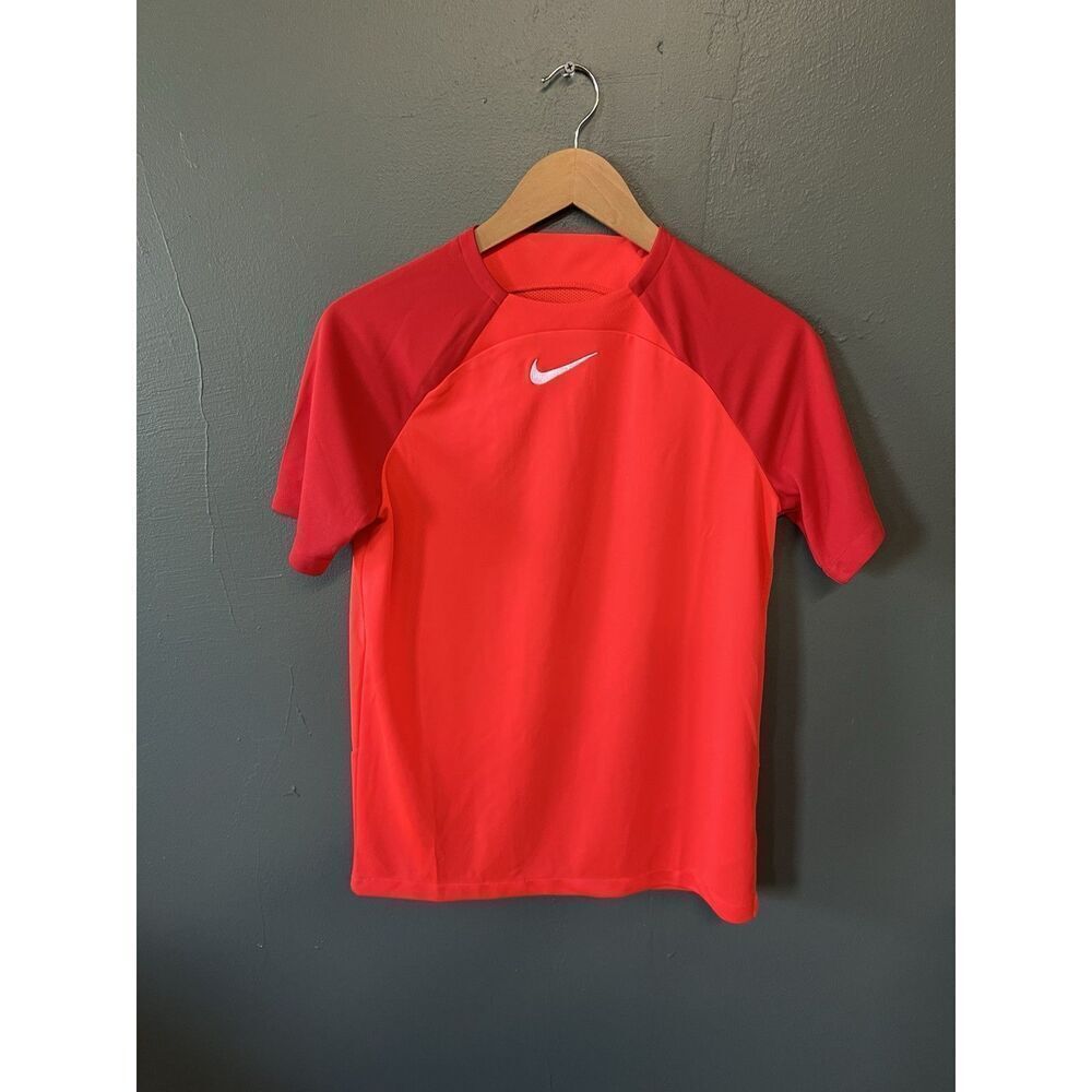 Nike Youth Boys Red Short Sleeve Athletic T-shirt Size XL Dri-Fit